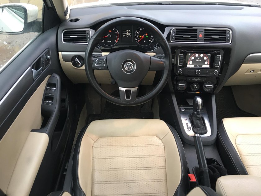 Фольксваген Джетта 6 салон