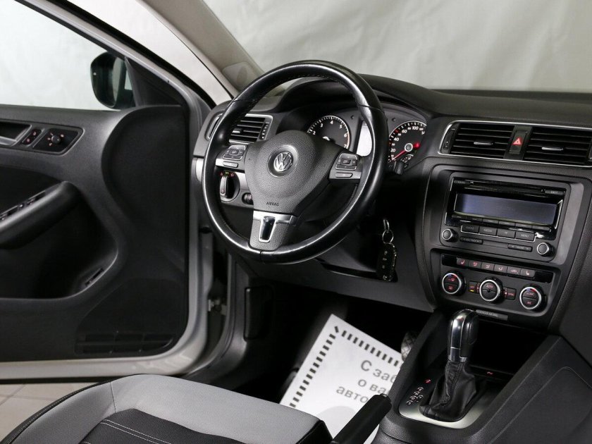 Фольксваген Джетта 6 салон