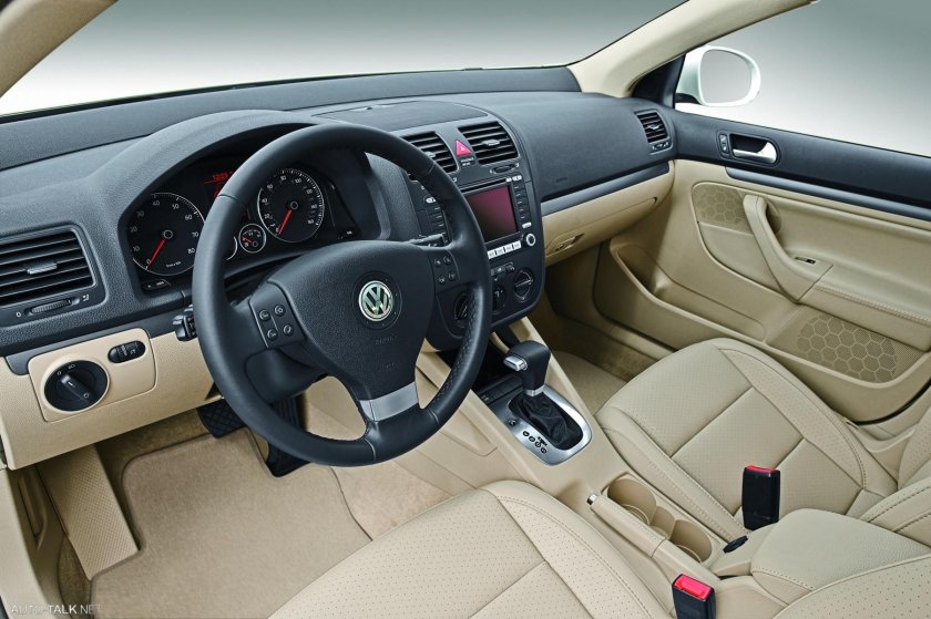 Volkswagen Jetta 2008 салон