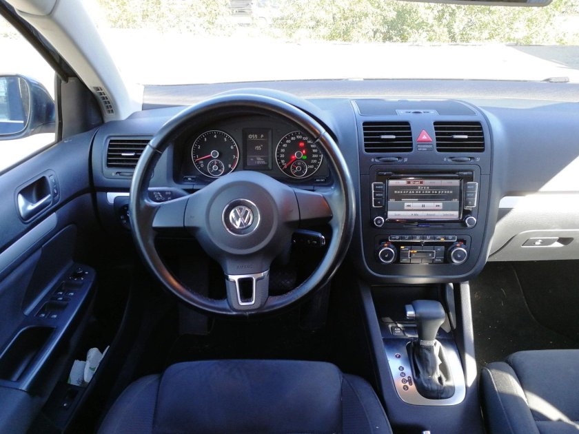 Фольксваген Джетта 6 салон