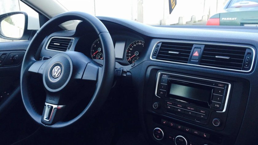 Магнитола Фольксваген Джетта 6