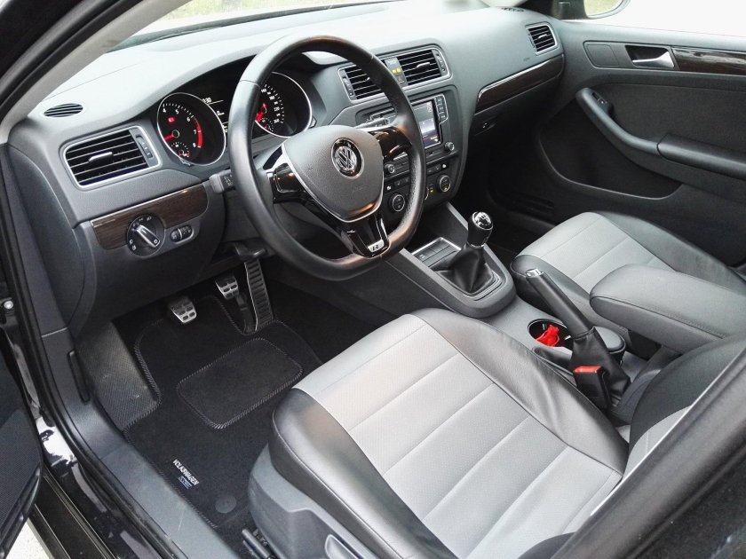 Фольксваген Джетта 6 салон