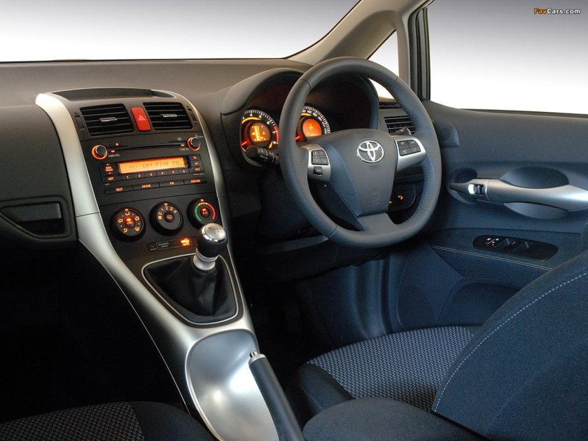 Toyota Auris 2010