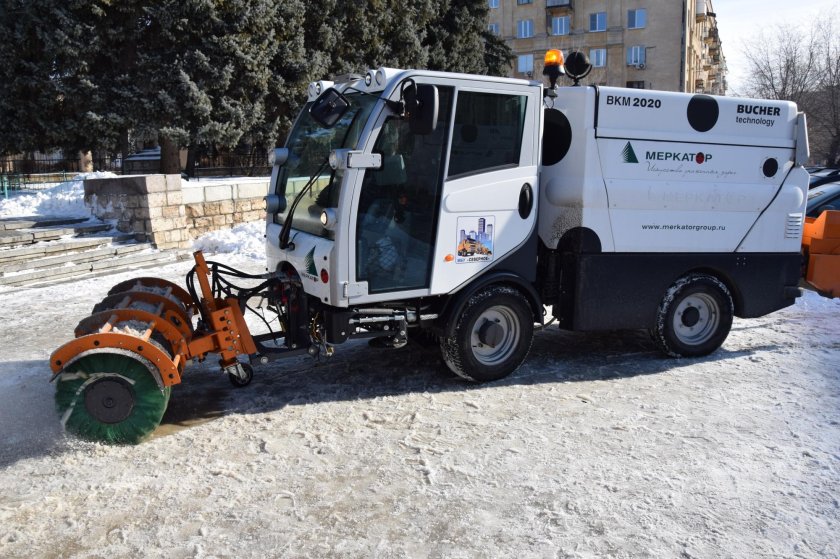 Подметально-вакуумная машина вкм-2020