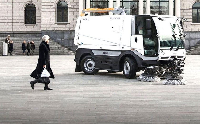 Самоходная подметально-вакуумная машина citycat-5006