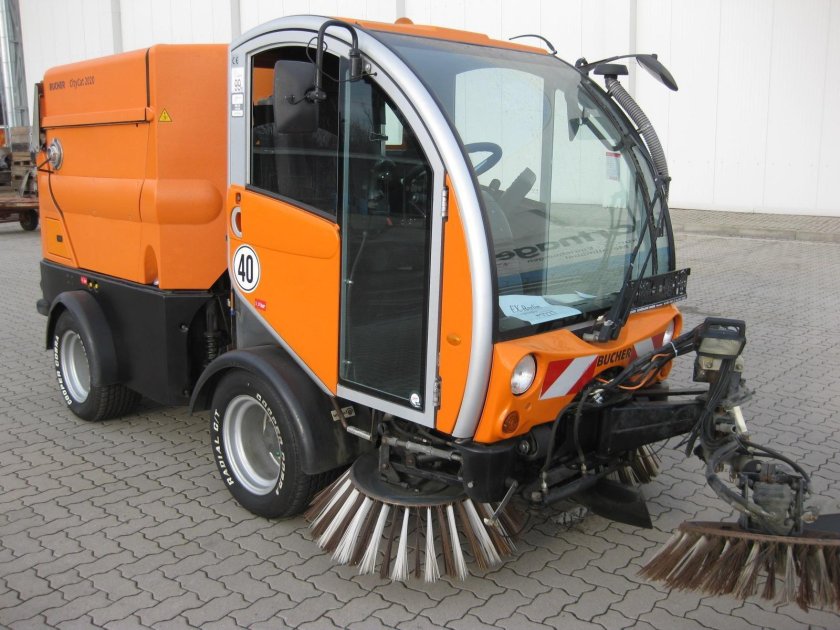 Подметально вакуумная CITYCAT 2020 Bucher