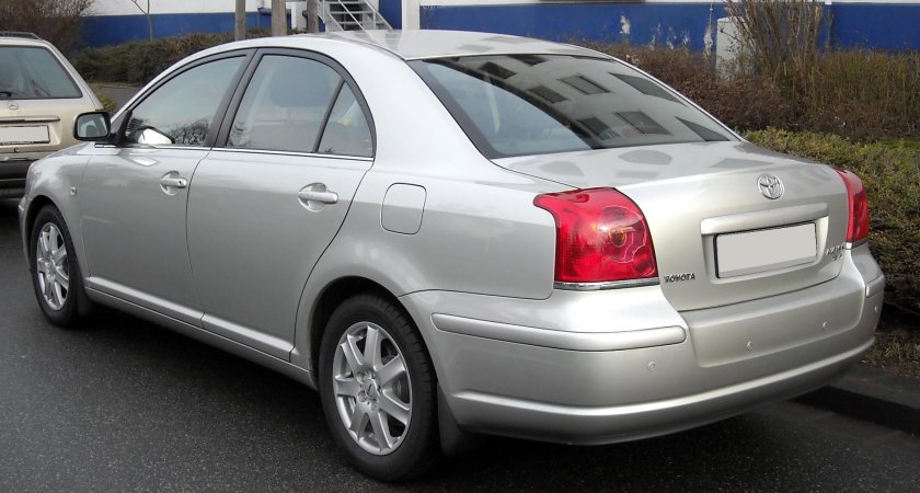 Toyota Avensis 2003