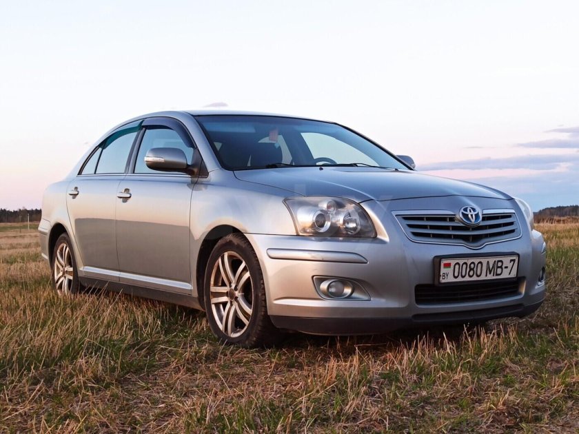 Toyota Avensis t250 Рестайлинг