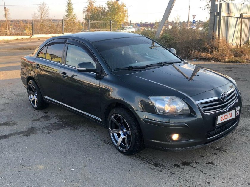 Тойота Авенсис 2007г