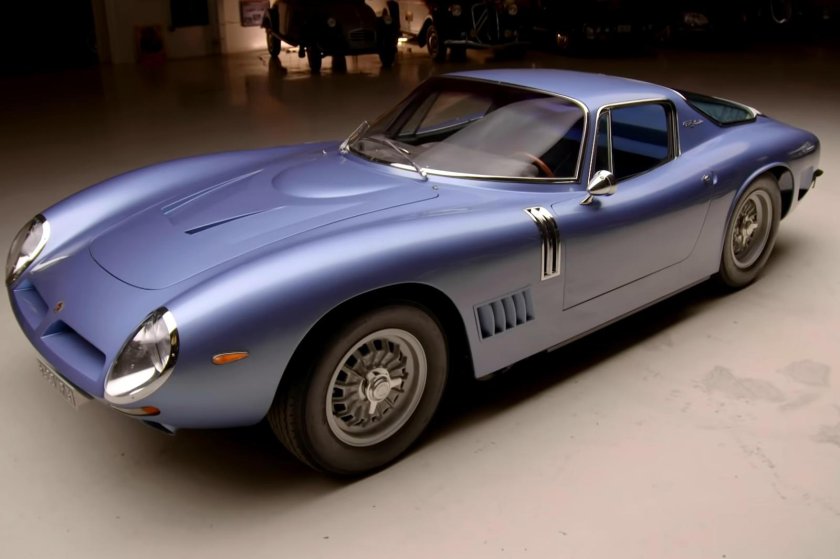 Коричневый цвет итальянских машин