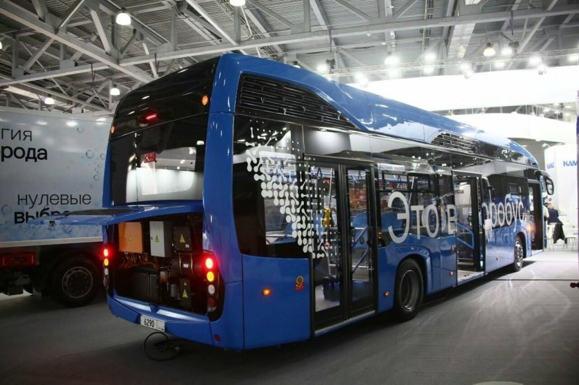 Водородный электробус КАМАЗ-6290