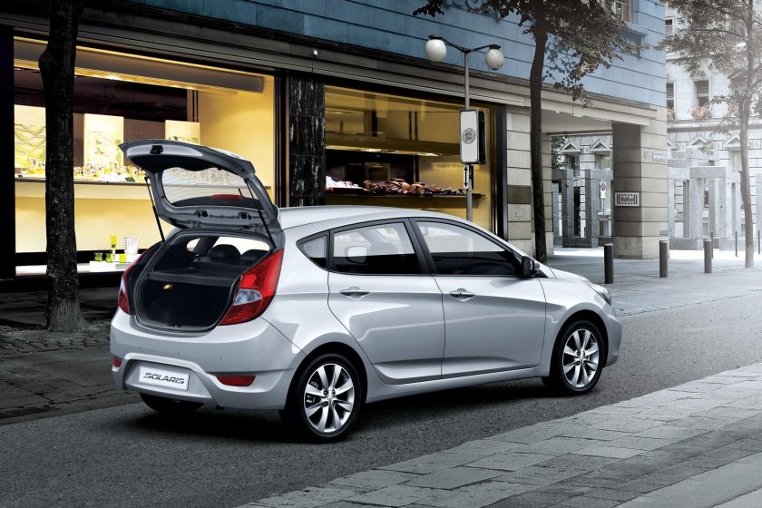 Хендай Солярис 2011 хэтчбек