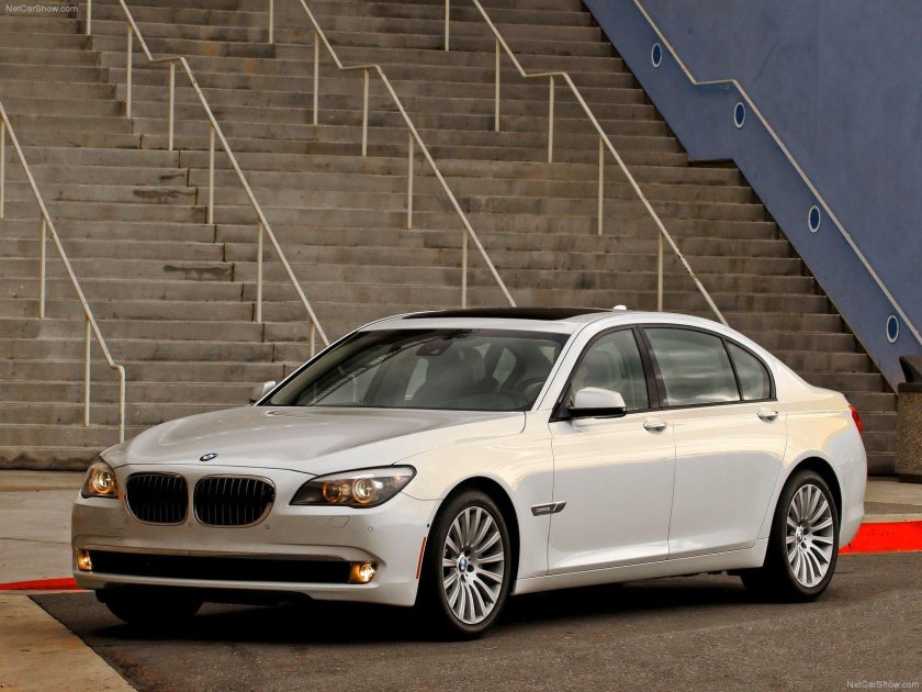 BMW 750li
