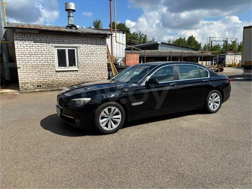 Бмв 7 серии 2012