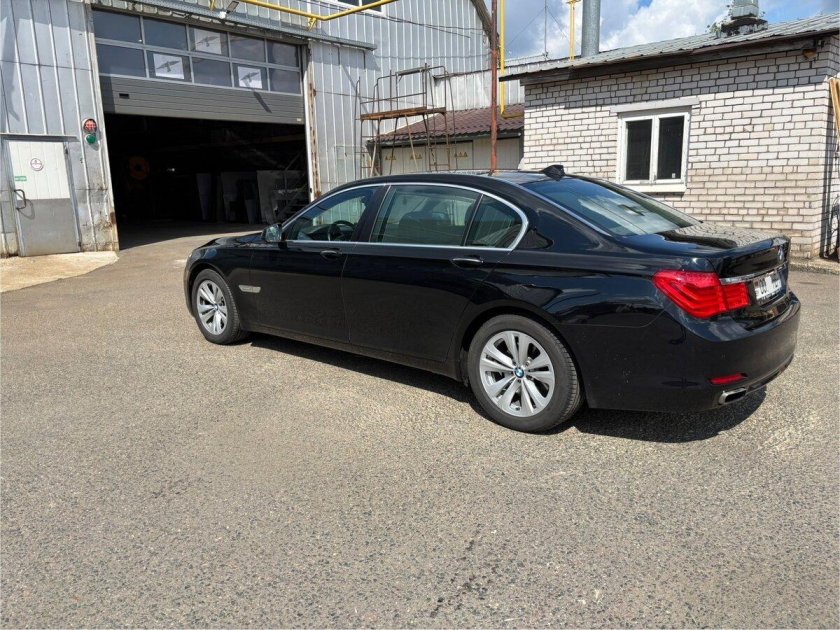 Бмв 740 li xdrive