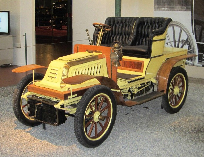 Автомобиль «Dion-bouton» 1903 года