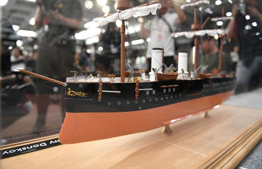 Модель крейсера Дмитрий Донской