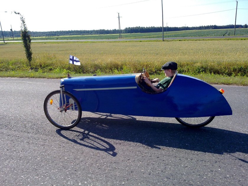 Веломобиль трайк лигерад