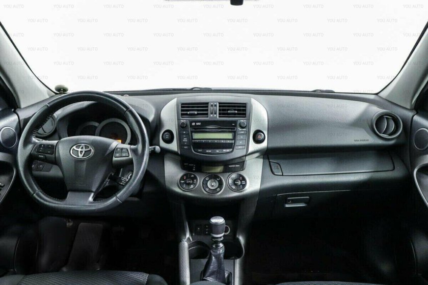 Toyota rav4 III салон