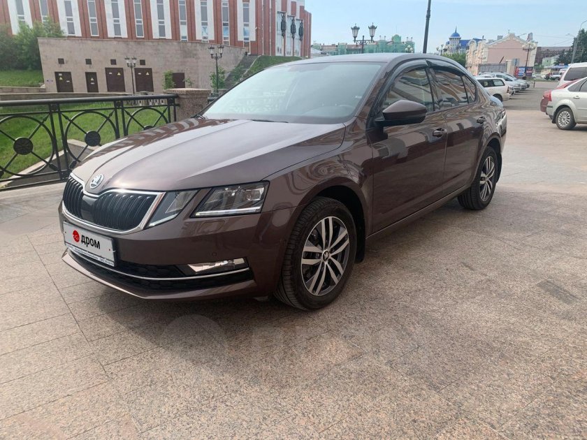Сигма сервис Шкода Октавия 2019 Style Topaz коричневый