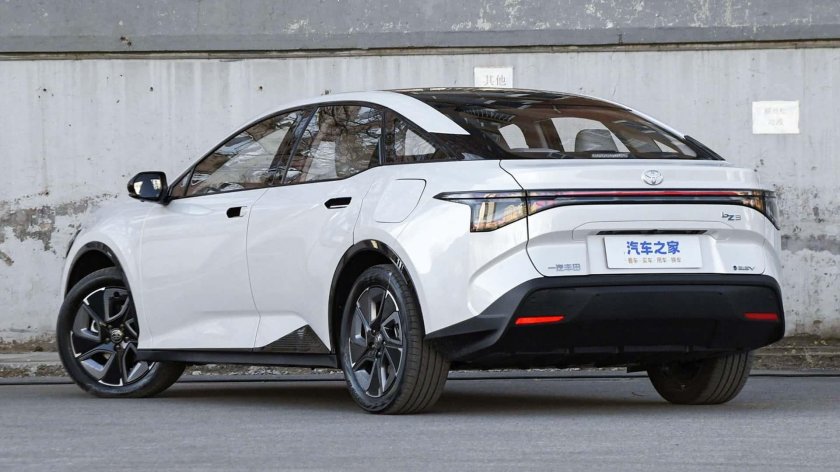 Тойота электромобиль