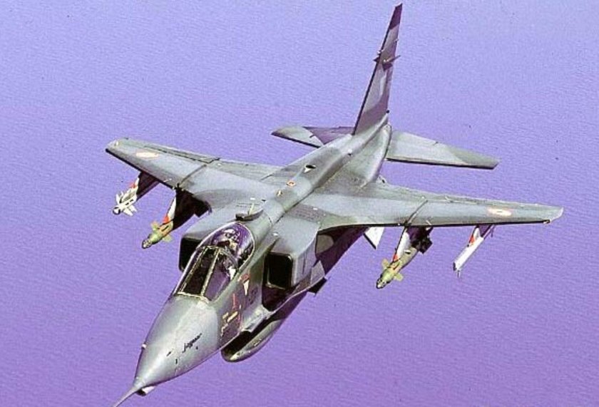 Истребитель бомбардировщик