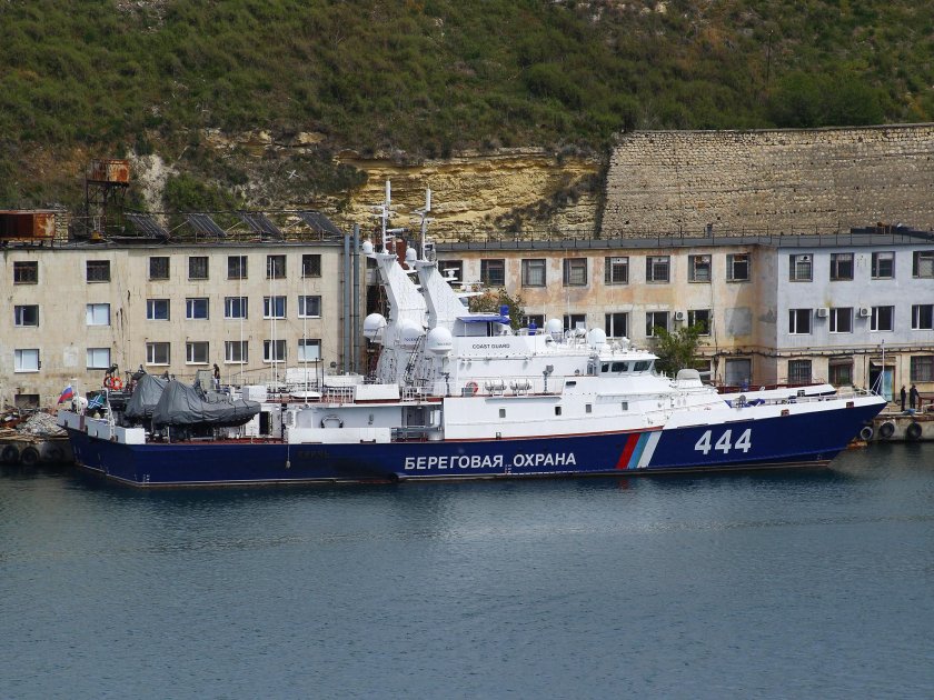 Пограничный сторожевой корабль проекта 10410 светляк