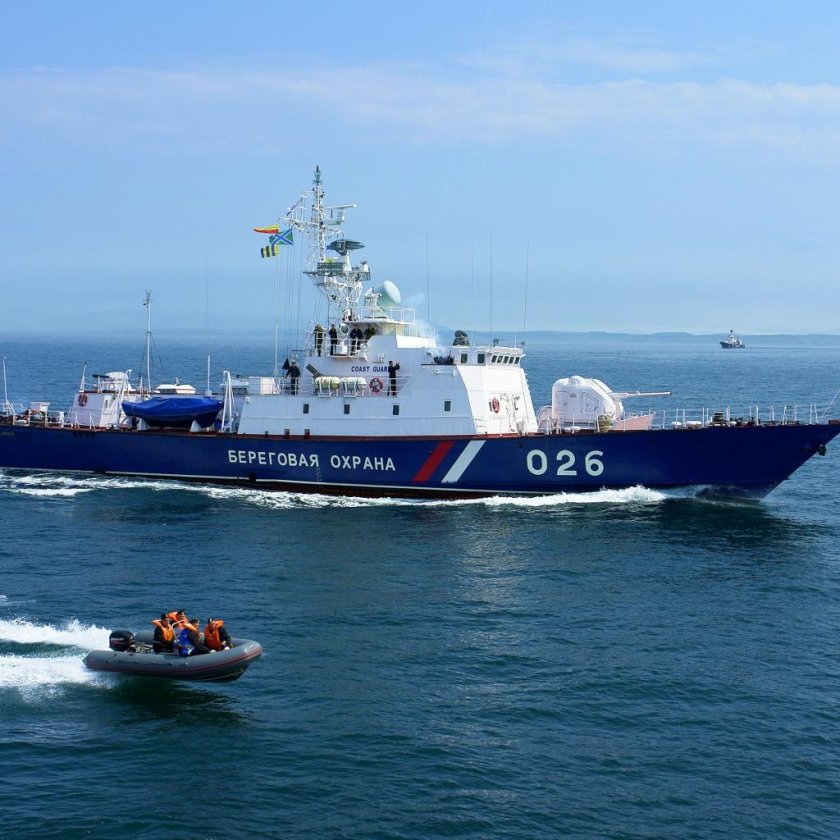Вельбот пограничный корабль
