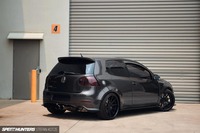 VW Golf r32 mk5