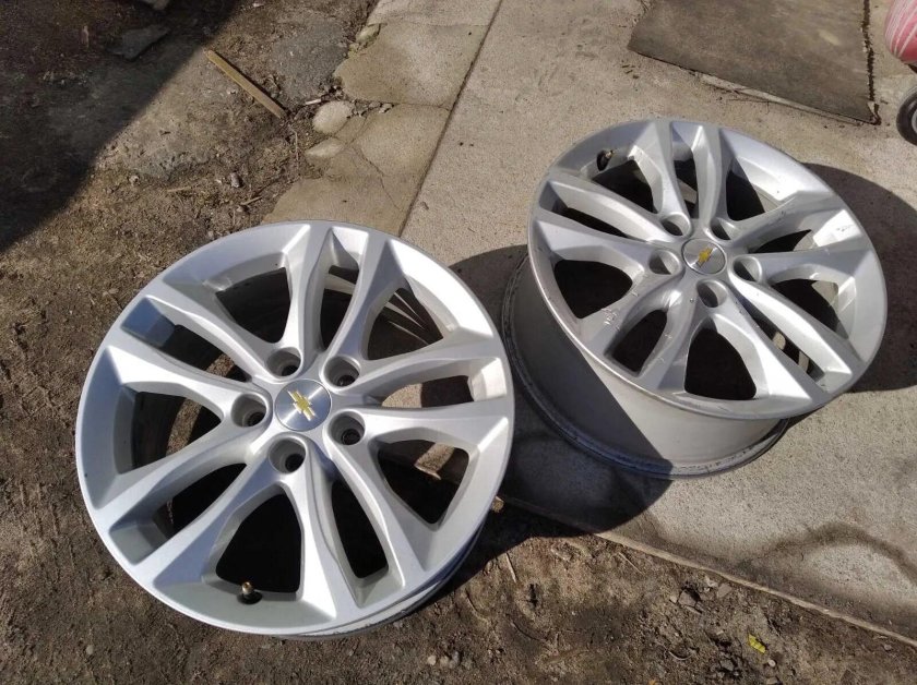 Диск на Шевроле Малибу r17