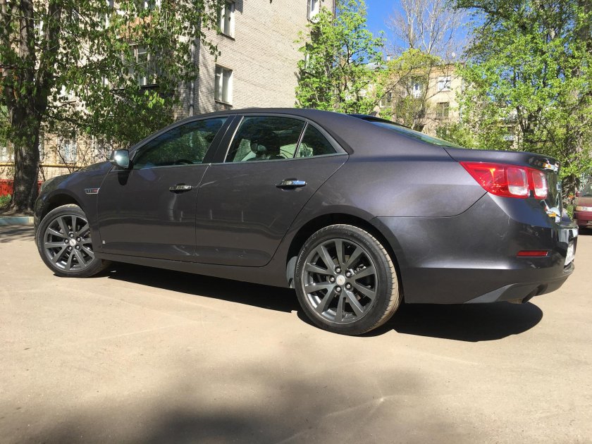 Шевроле Малибу 1 черный матовый