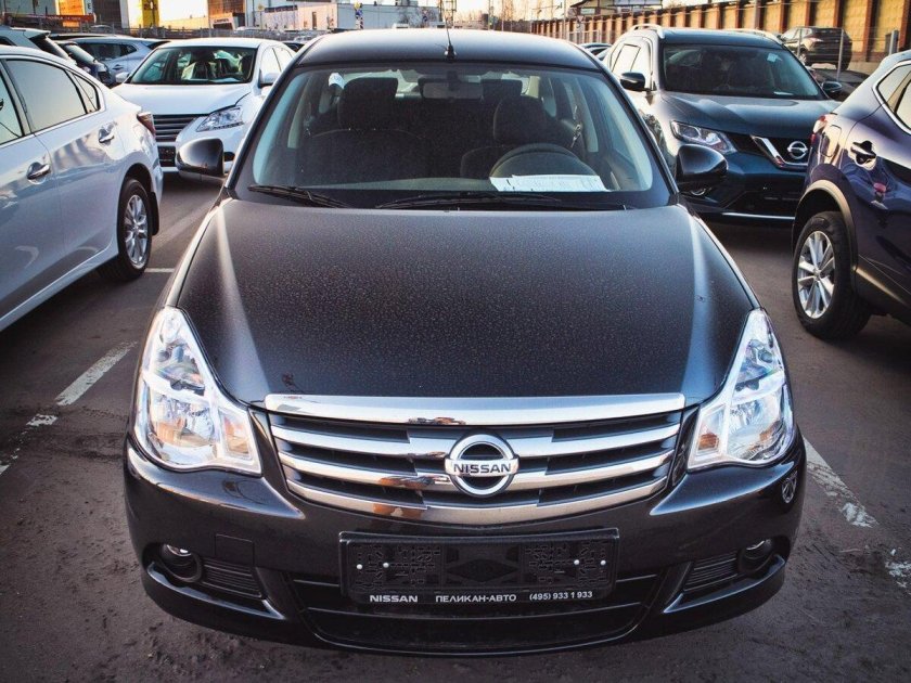 Nissan Almera 2017 1.6 MT