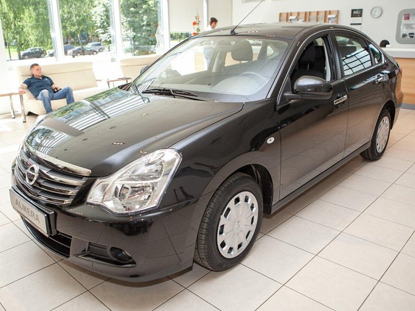 Nissan Almera 2018 черный