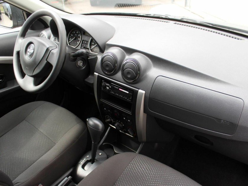 Ниссан Альмера 1.6 2016