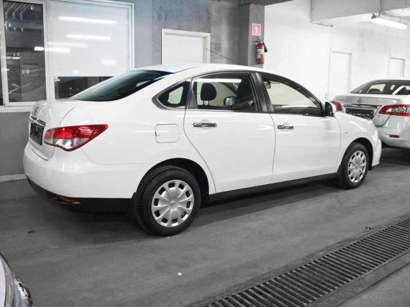 Ниссан Альмера белая 2017