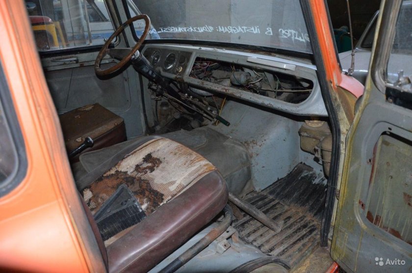 Двигатель Баркас б1000