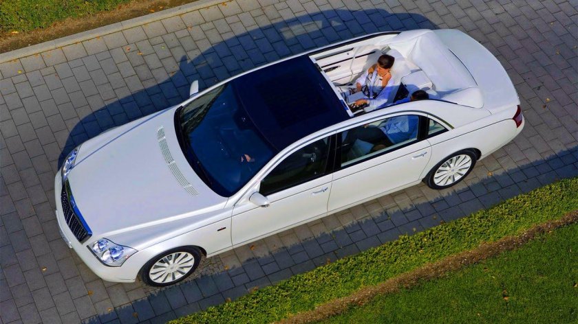 Машина Maybach 62s Landaulet