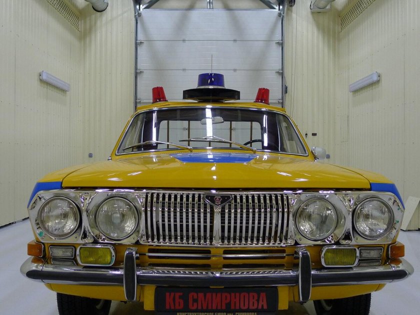 Четырехфарная Волга ГАЗ 24
