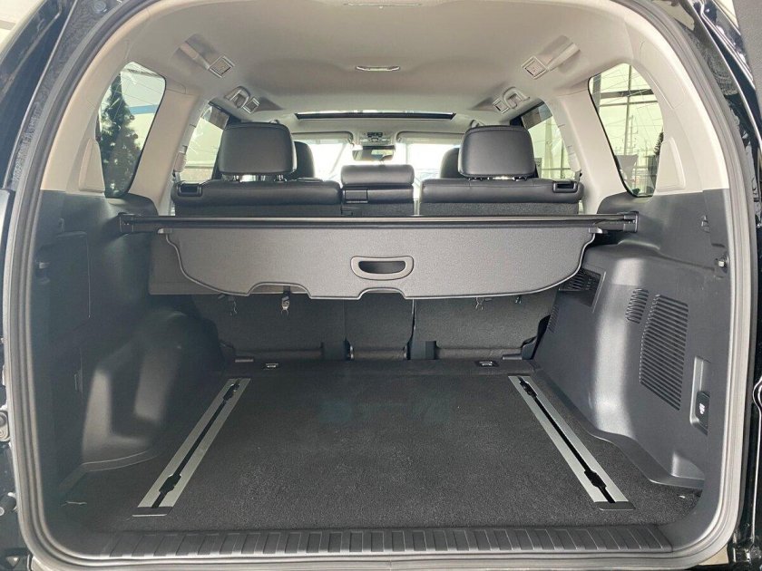 Toyota land cruiser prado 150