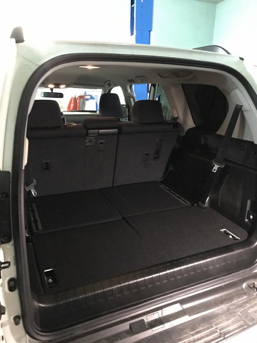 Третий ряд сидений Тойота Прадо 150