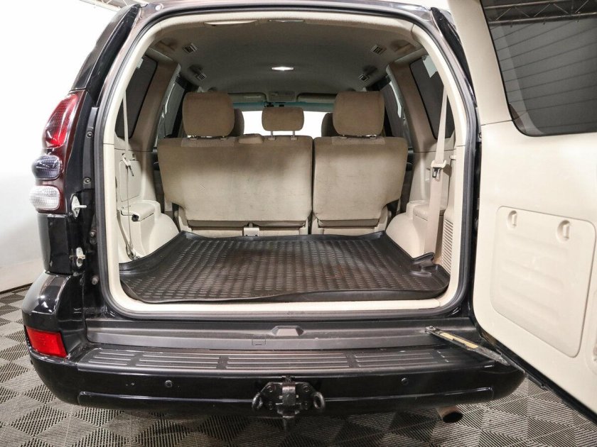 Toyota Land Cruiser Prado багажник
