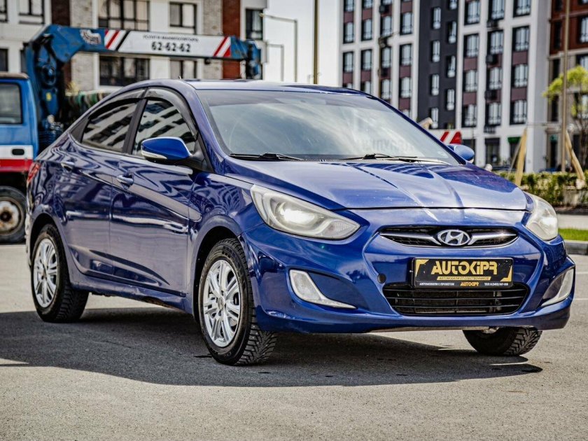 Hyundai solaris 2011