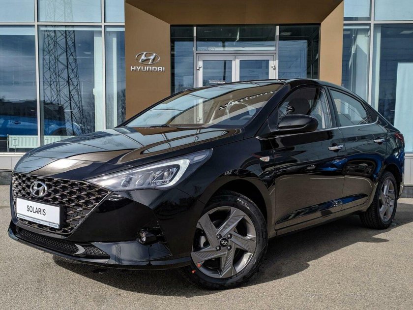 Hyundai Solaris 2021 черный