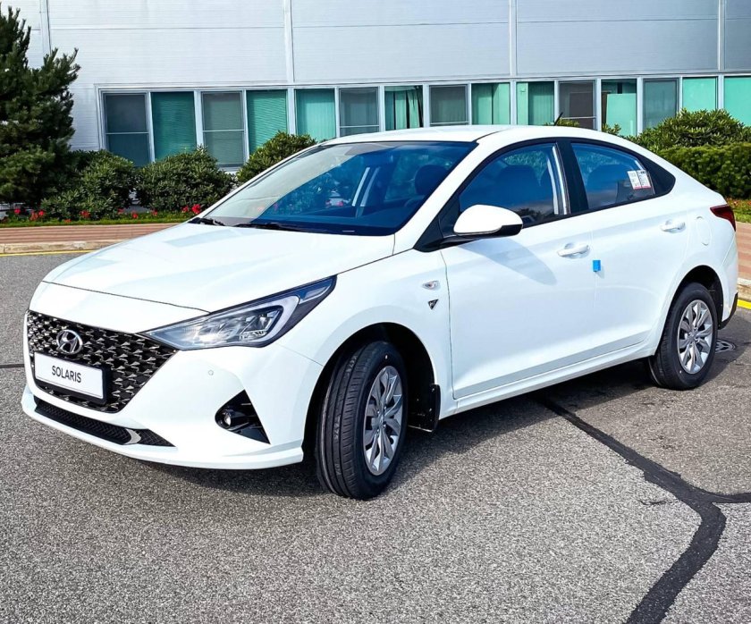 Hyundai Solaris 2022