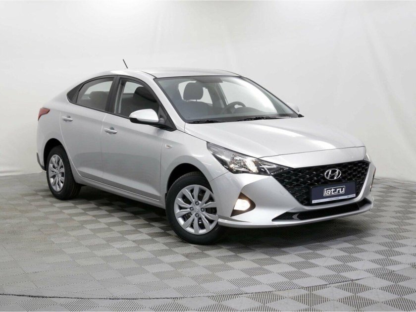 Hyundai Solaris 2022