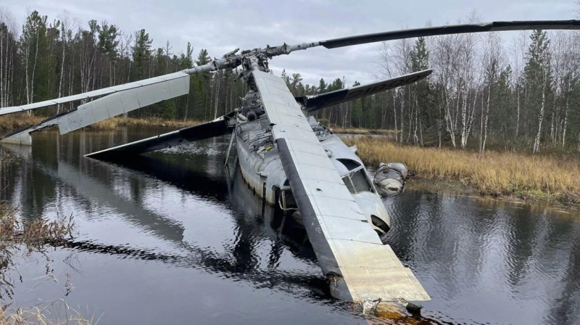 Вертолет ми 6 в тарко сале болоте