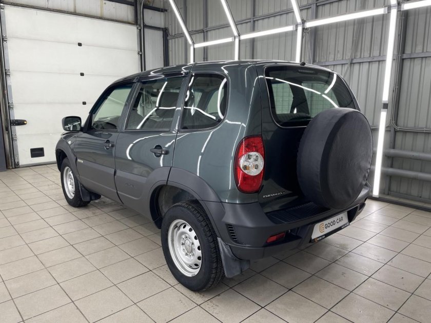 Нива Шевроле Люкс