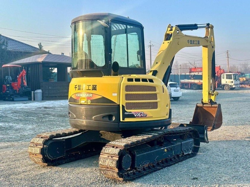 Мини экскаватор