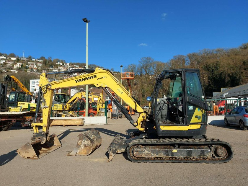 Мини экскаватор Yanmar vio20