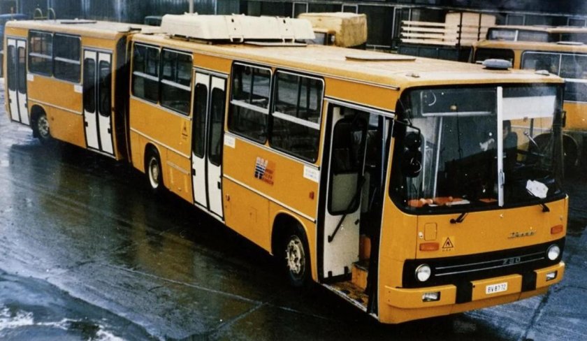 Ikarus 280